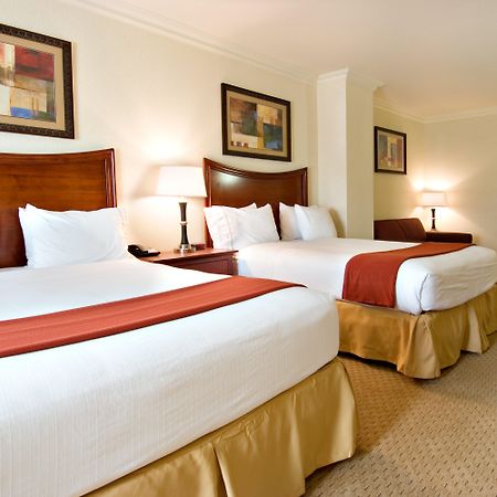Holiday Inn Express And Suites Klamath เคลมัทฟอลส์ ภายนอก รูปภาพ