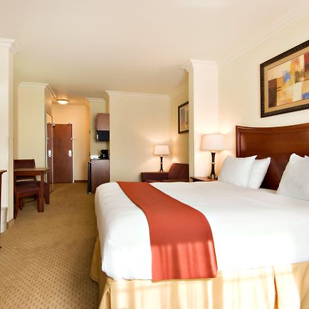 Holiday Inn Express And Suites Klamath เคลมัทฟอลส์ ภายนอก รูปภาพ